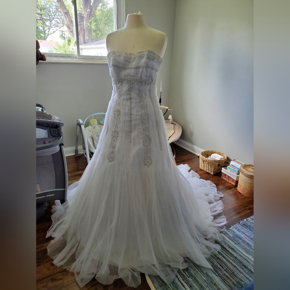 Madeline Gardner Wedding Dress Size 10